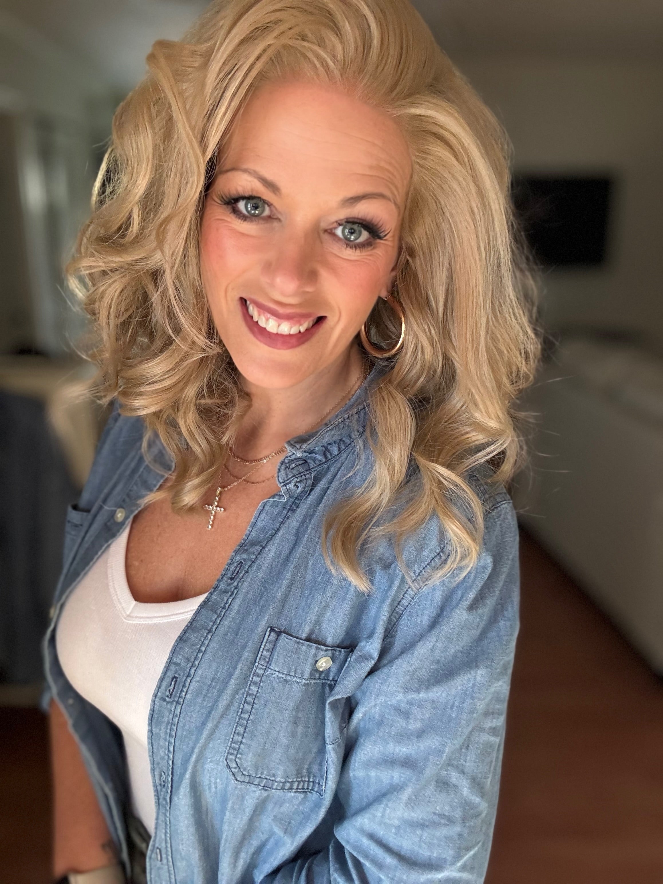 Annabelle Blonde
